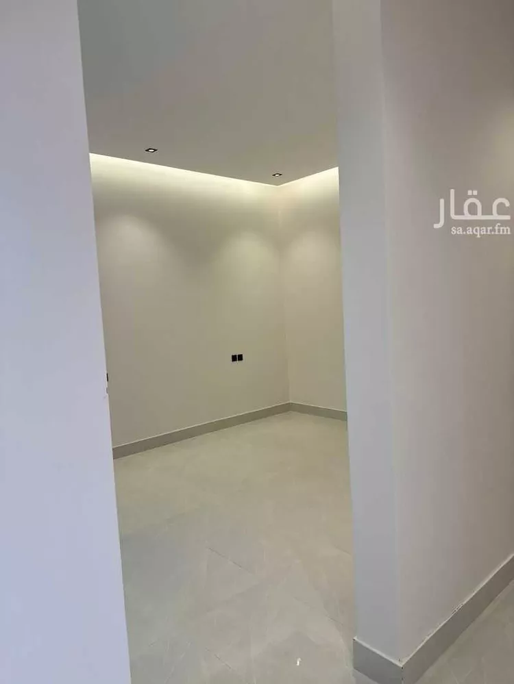 فيلا للبيع في شارع البركات بن الخطاب, حي الشفاء, مدينة الرياض, منطقة الرياض صورة 2