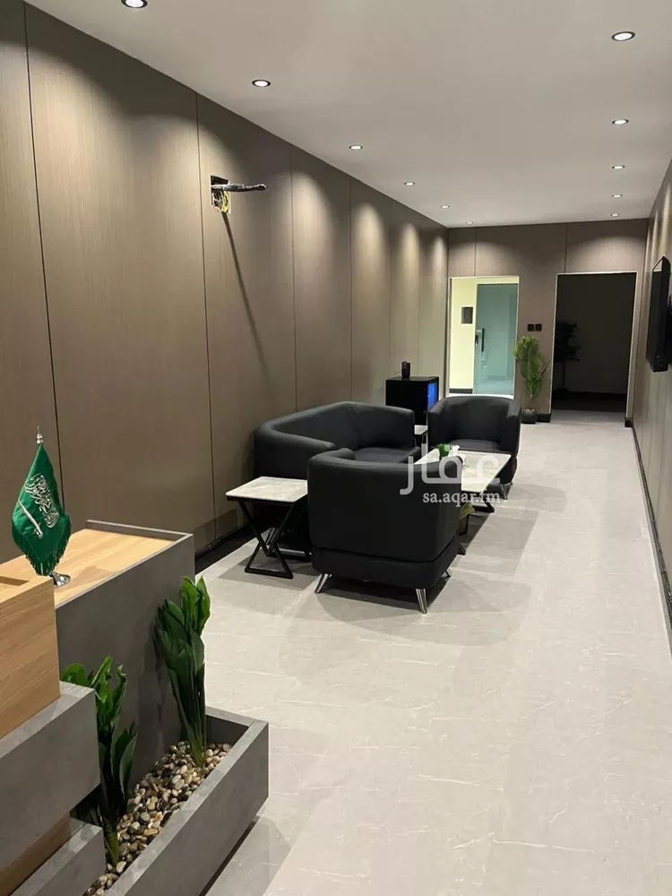 مكتب تجاري للإيجار في شارع ابي بكر الصديق الفرعي, حي الياسمين, مدينة الرياض, منطقة الرياض