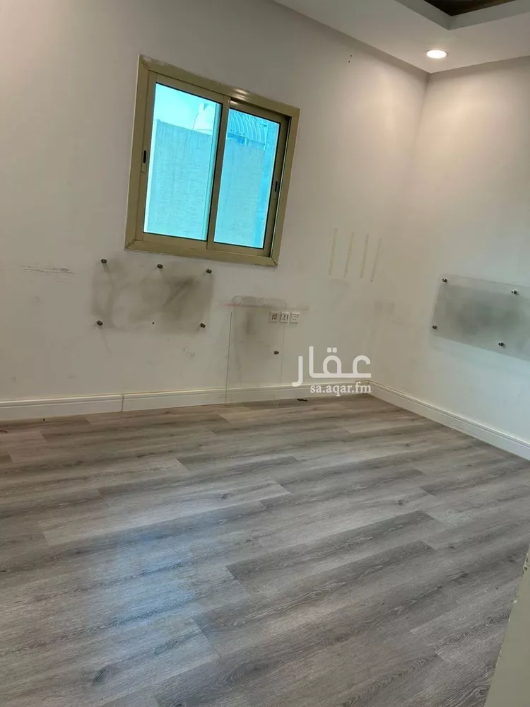 مكتب تجاري للإيجار في شارع انس بن مالك, حي الياسمين, مدينة الرياض, منطقة الرياض صورة 3