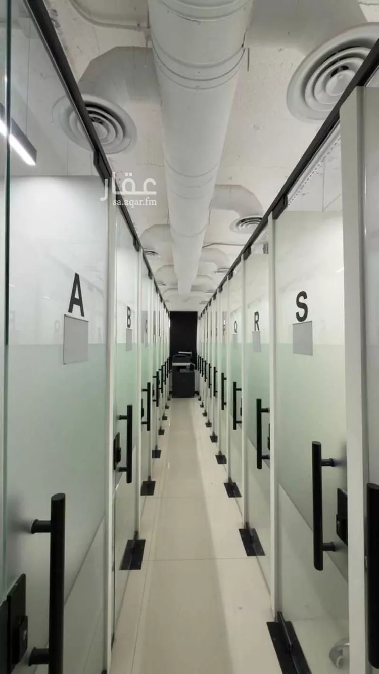 مكتب تجاري للإيجار في شارع الملك عبدالعزيز ابن عبدالرحمن سعود, حي العارض, مدينة الرياض, منطقة الرياض 12