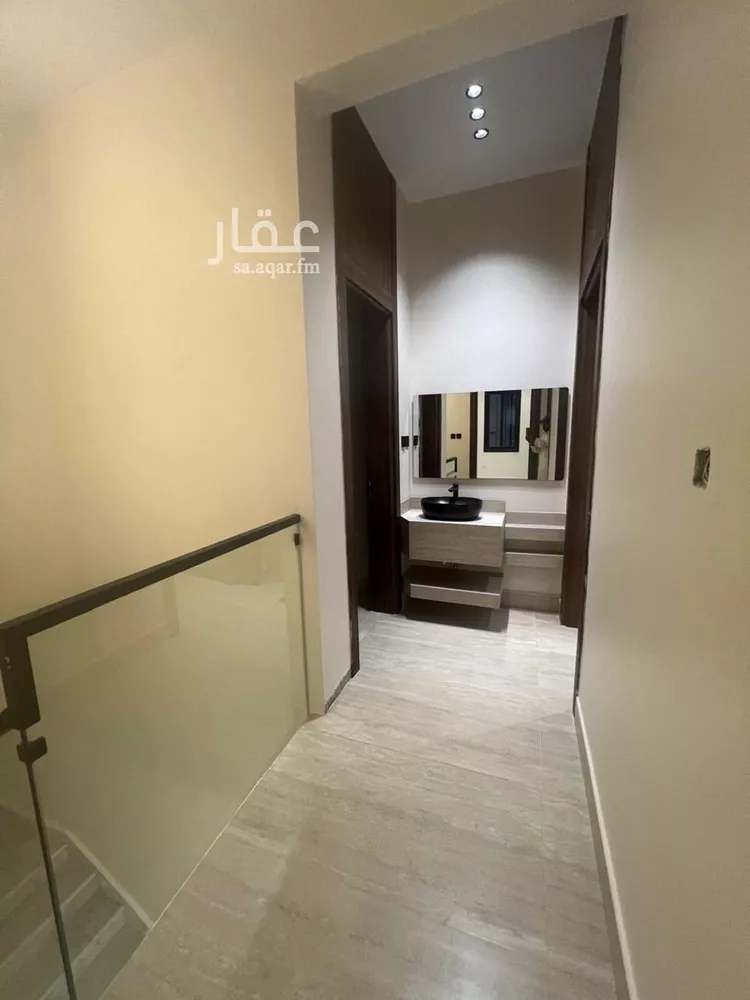 فيلا للبيع في شارع خلف بن معدان, حي بدر, مدينة الرياض, منطقة الرياض صورة 3