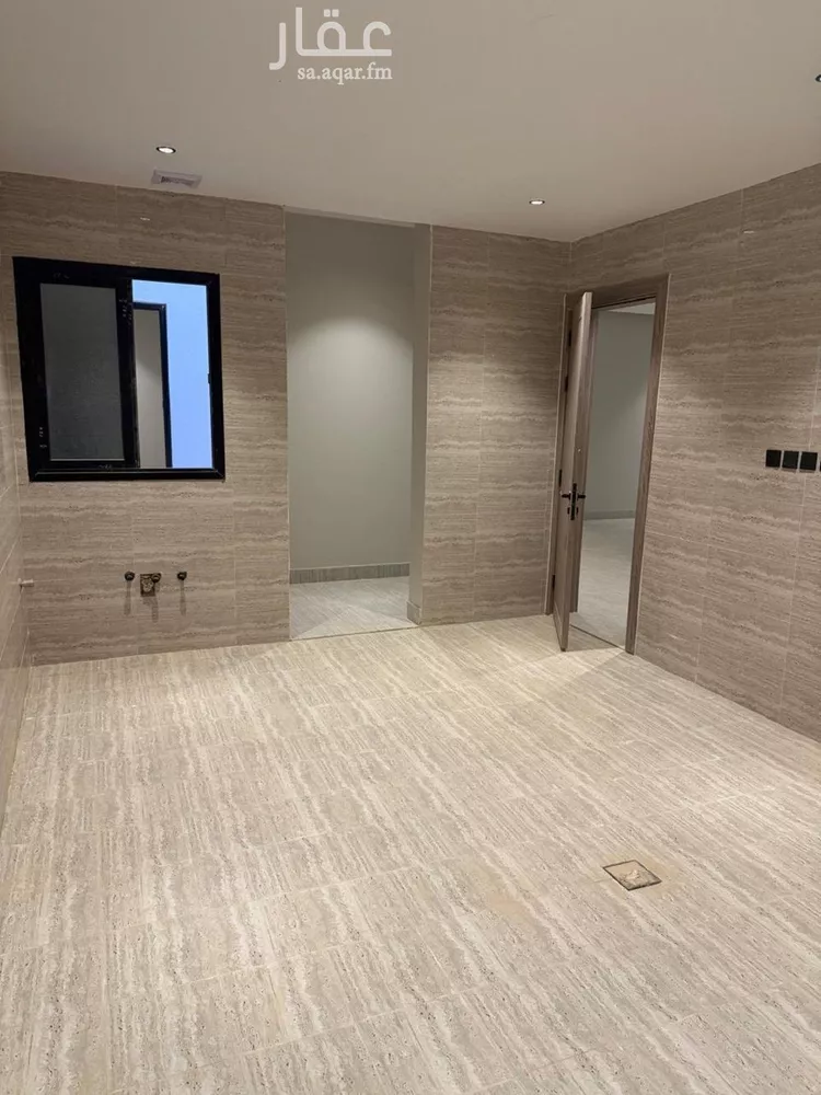 Floor for Sale in Riyadh Ash Sharq 6