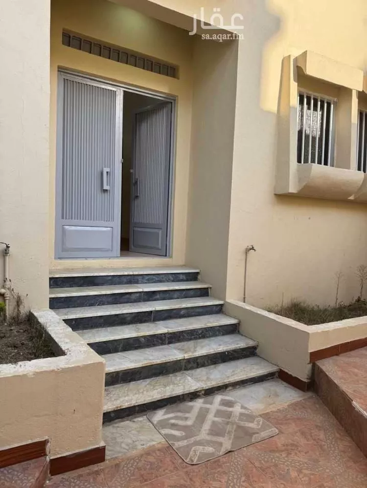 فيلا للإيجار في شارع سبت العلايا, حي الخالدية, مدينة أبها, منطقة عسير صورة 4