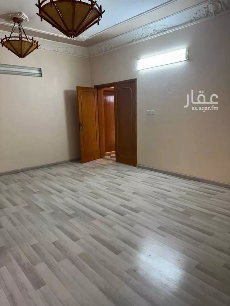 فيلا للإيجار في شارع سبت العلايا, حي الخالدية, مدينة أبها, منطقة عسير صورة 3