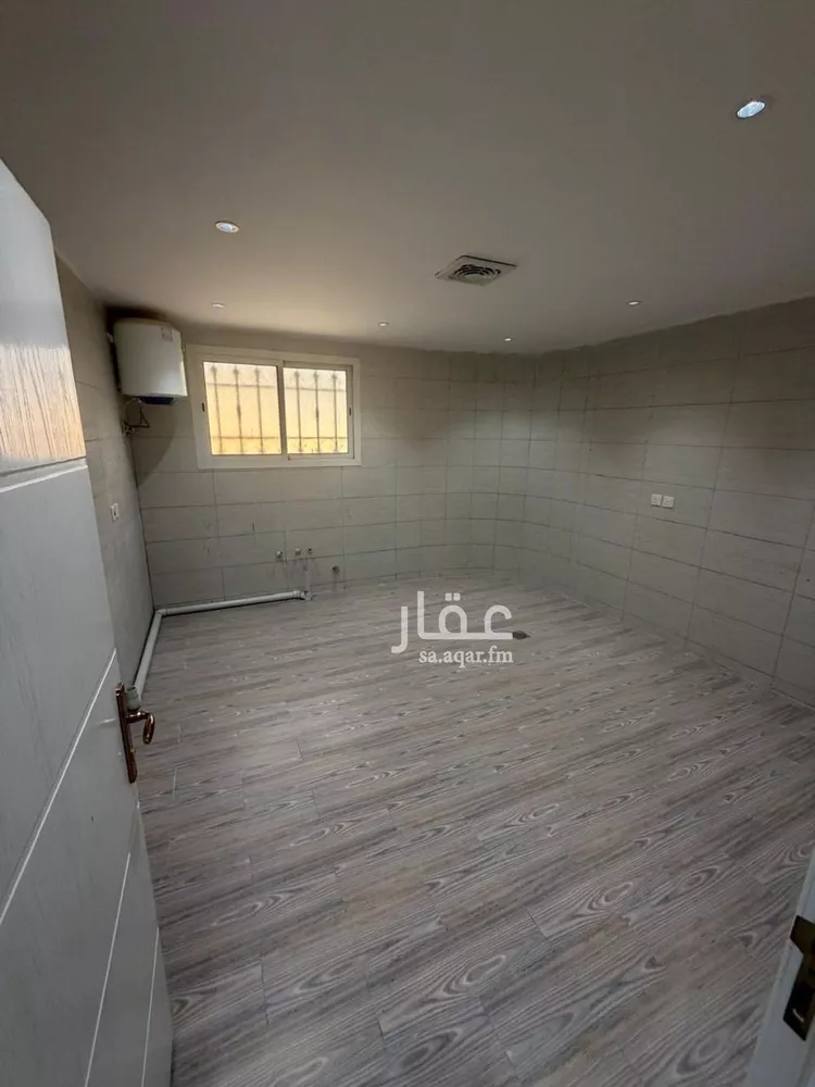 شقة للإيجار في شارع أحمد بن الحسن الأنصاري, حي المهدية, مدينة الرياض, منطقة الرياض