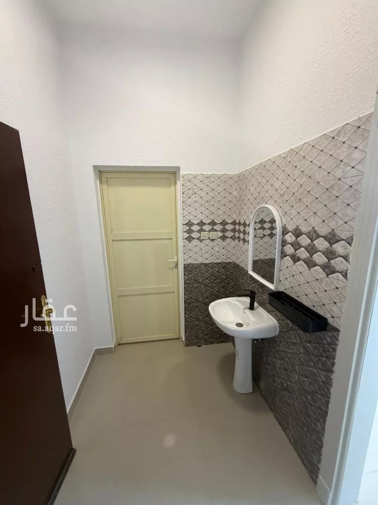 شقة للإيجار في شارع عبدالملك بن عباس, حي المهدية, مدينة الرياض, منطقة الرياض صورة 2