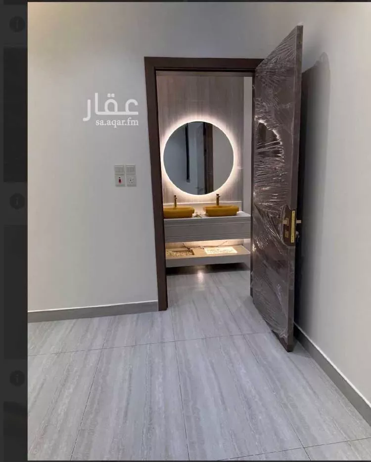 Floor for Rent in Riyadh Al Janadriyah 9