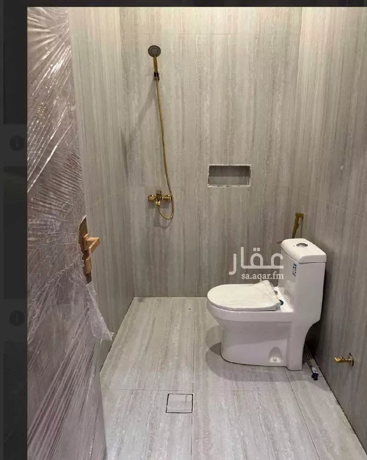 Floor for Rent in Riyadh Al Janadriyah 7