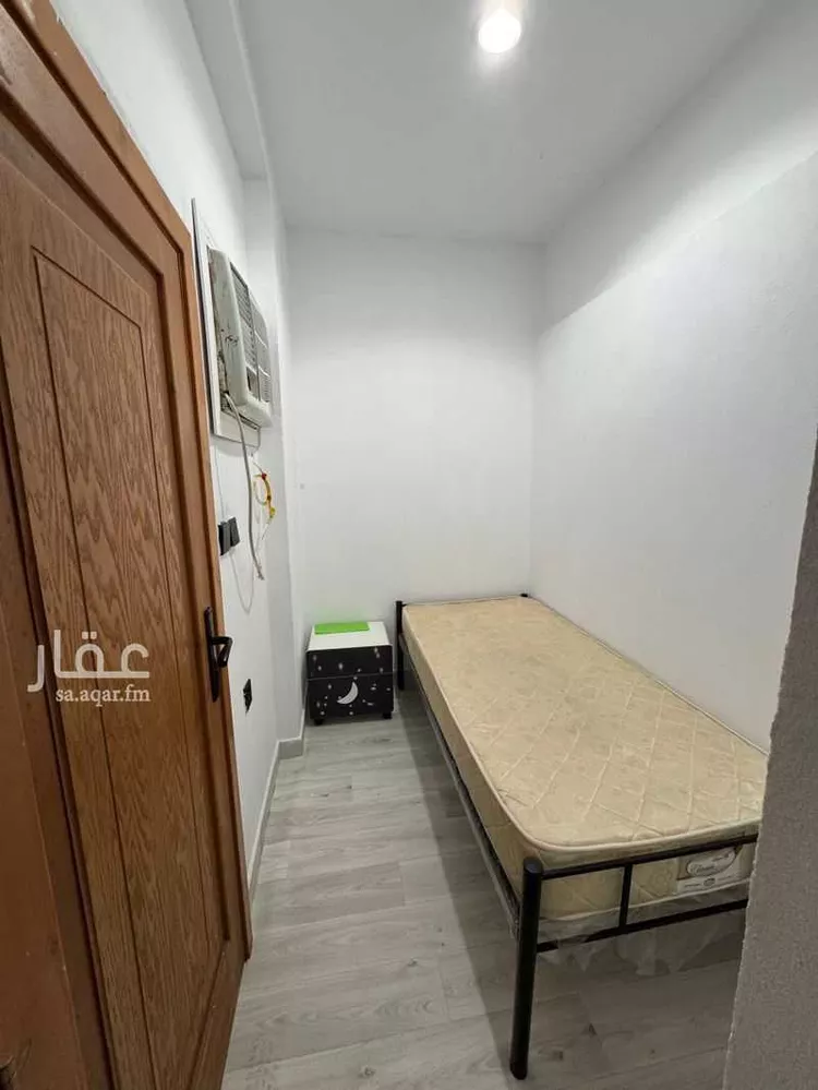 غرفة للإيجار في شارع سلمه بن المجبر ، حي النزهة ، جدة ، جدة