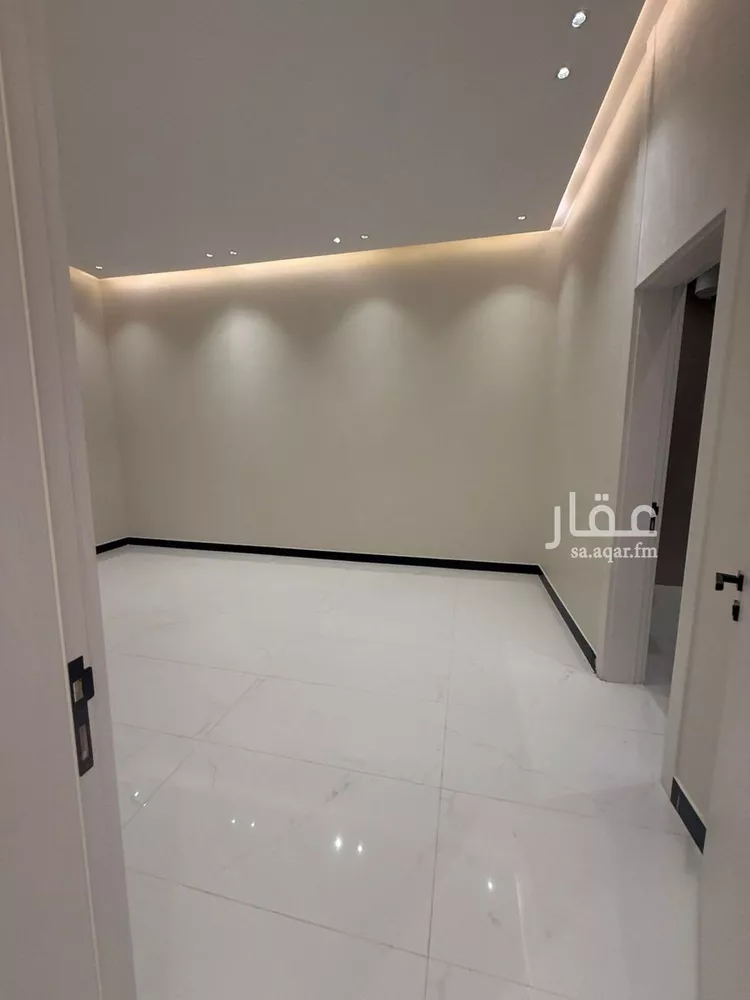دور للبيع في شارع محمد إبراهيم الختني, حي البيان, مدينة الرياض, منطقة الرياض صورة 3