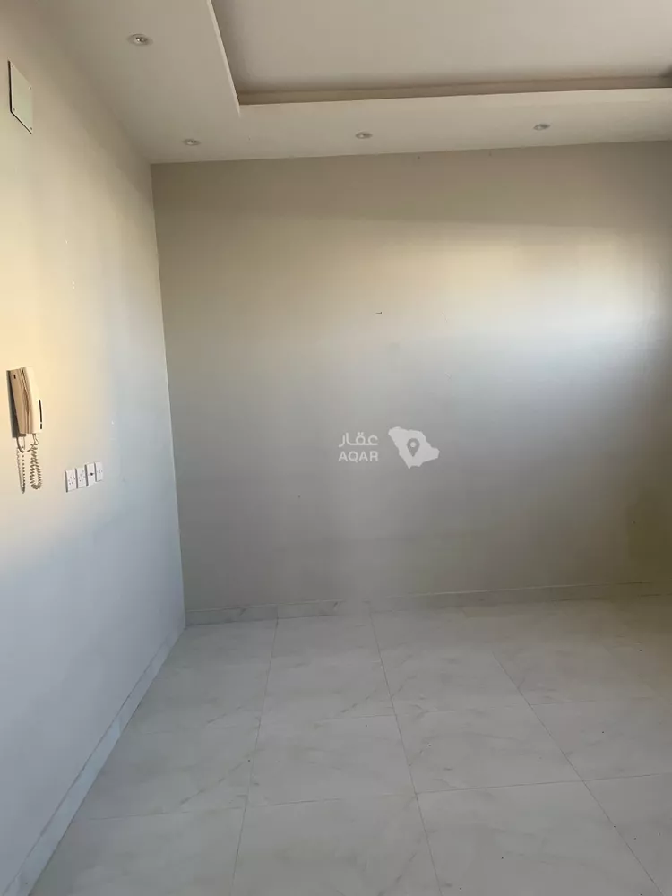 شقة للإيجار في شارع هارون الرشيد, حي ظهرة العودة شرق, مدينة الدرعية, منطقة الرياض