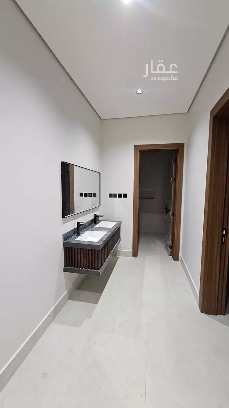 دور للبيع في شارع ابن قتيدة, حي السلام, مدينة الرياض, منطقة الرياض صورة 2
