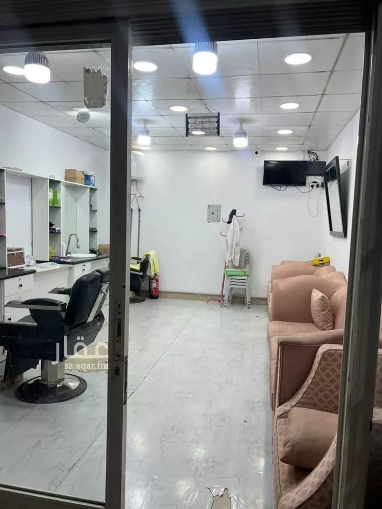 محل للبيع في شارع عمر بن الخطاب الفرعي ، حي البشر ، بريدة ، بريدة صورة 4