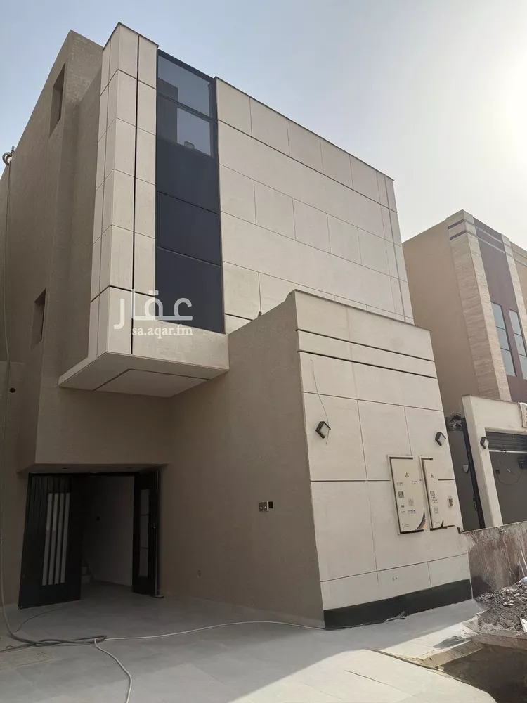 دور للبيع في شارع رقم 100, حي الجنادرية, مدينة الرياض, منطقة الرياض