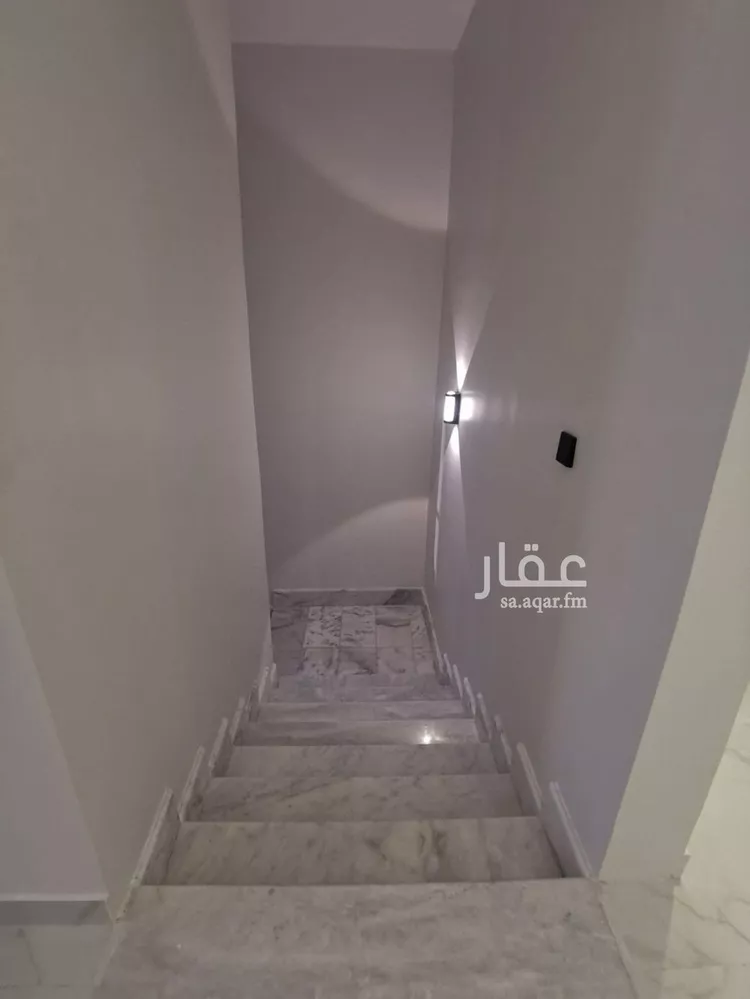فيلا للبيع في شارع 19د, حي العقربية, مدينة الخبر, المنطقة الشرقية صورة 3