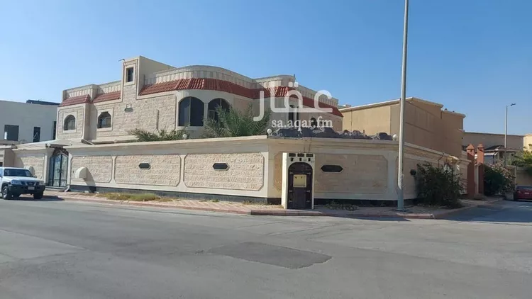 فيلا للبيع في شارع العيينة, مدينة الظهران, المنطقة الشرقية