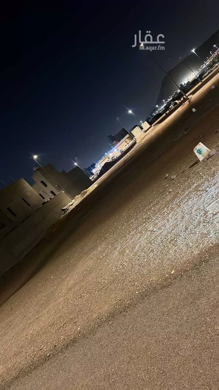 أرض للبيع في شارع عبدالله ابن احمد ابن السراج, حي الحساء, مدينة المدينة المنورة, منطقة المدينة المنورة