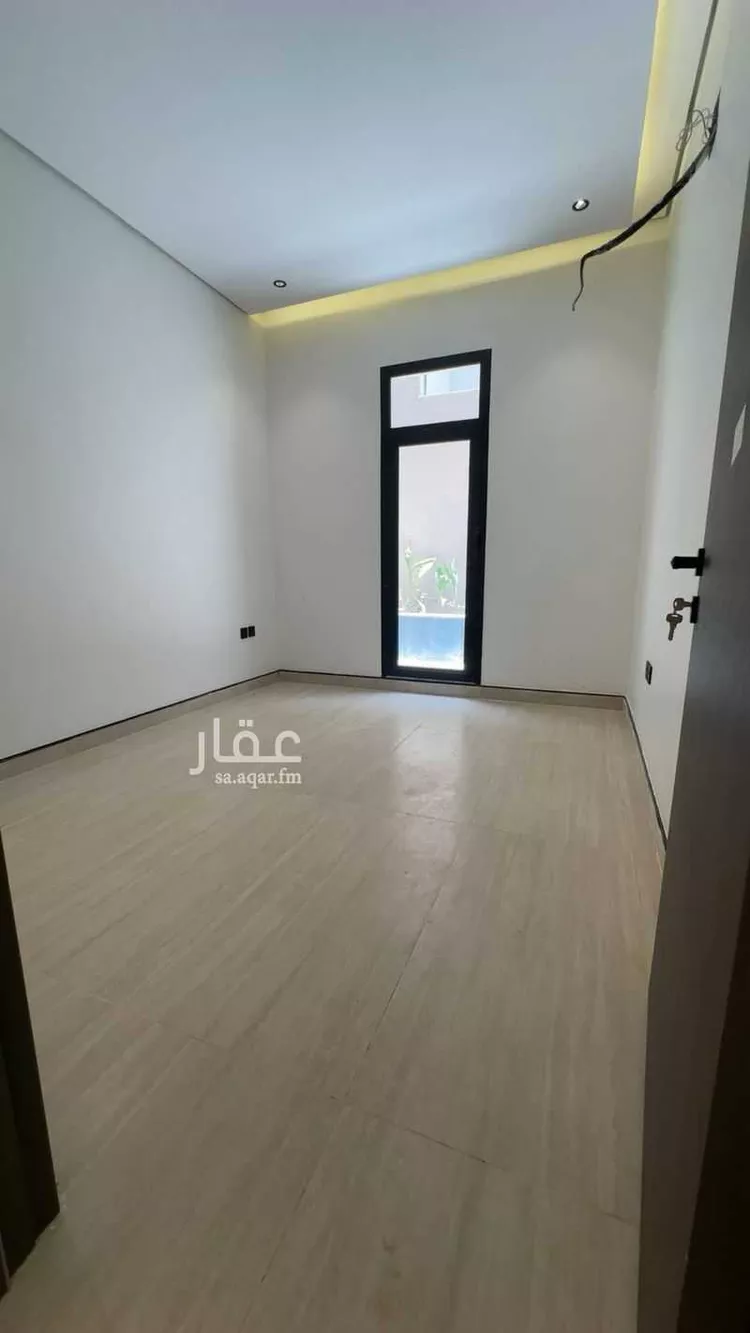 Floor for Sale in Riyadh Ash Sharq 7
