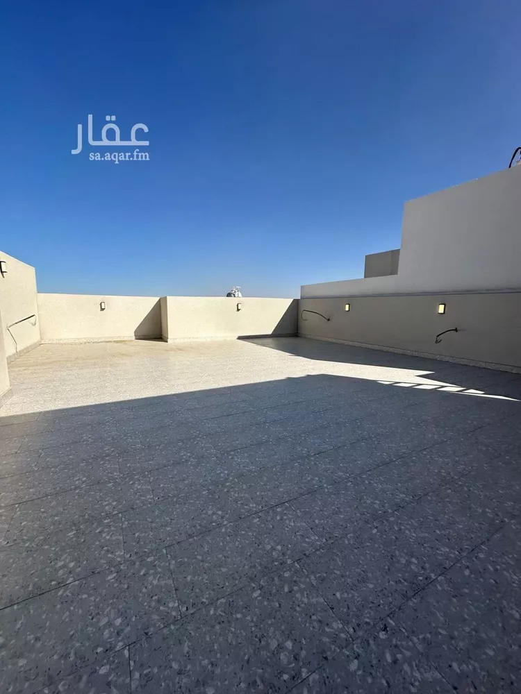 فيلا للبيع في شارع الرصيفة, حي الزهور, مدينة أبها, منطقة عسير صورة 3