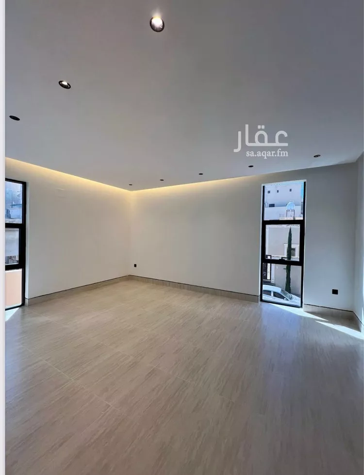 شقة للبيع في شارع وادي الزرقاء, حي الروضة, مدينة أبها, منطقة عسير صورة 4