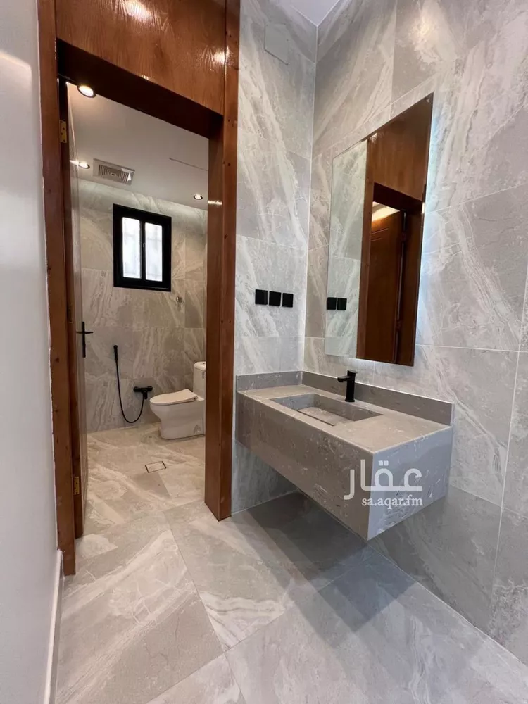 شقة للبيع في شارع عبدالله ابن غنام, حي الظرفة, مدينة خميس مشيط, منطقة عسير صورة 3