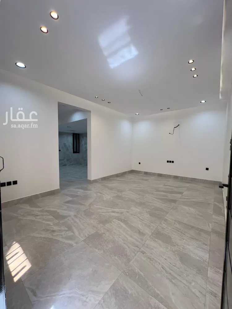 شقة للبيع في شارع عبدالله ابن غنام, حي الظرفة, مدينة خميس مشيط, منطقة عسير صورة 4