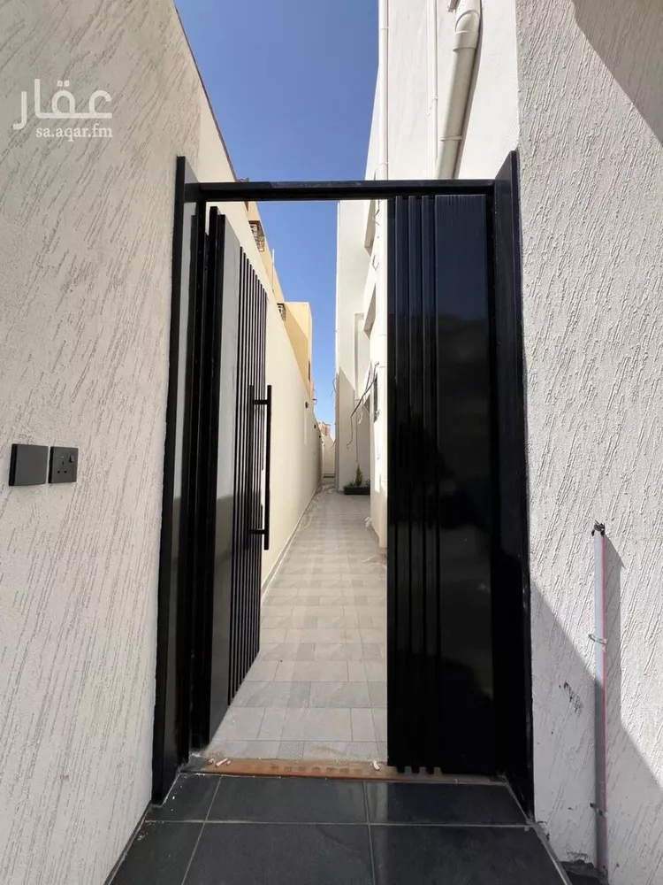 شقة للبيع في شارع عبدالله ابن غنام, حي الظرفة, مدينة خميس مشيط, منطقة عسير صورة 2