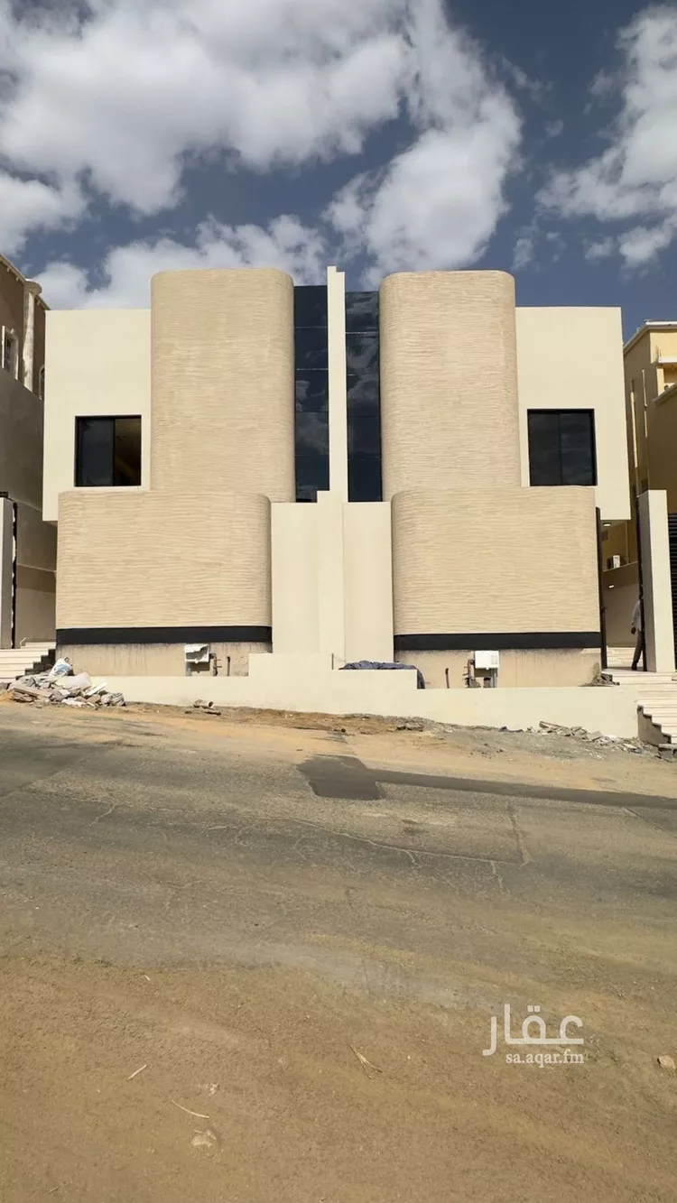 فيلا للبيع في شارع سعد بن الحارث, حي الجامعيين, مدينة خميس مشيط, منطقة عسير صورة 3