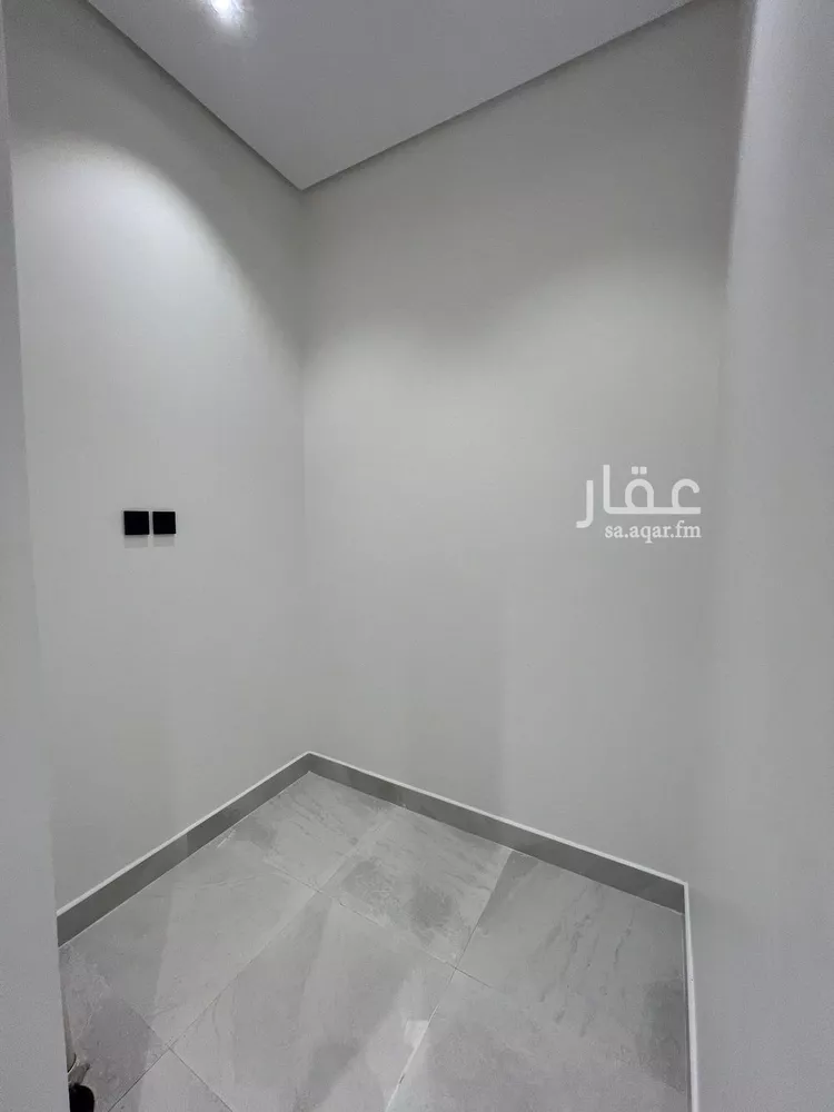 فيلا للبيع في شارع غانم المخزومي, حي عتود الشمالي, مدينة خميس مشيط, منطقة عسير صورة 5