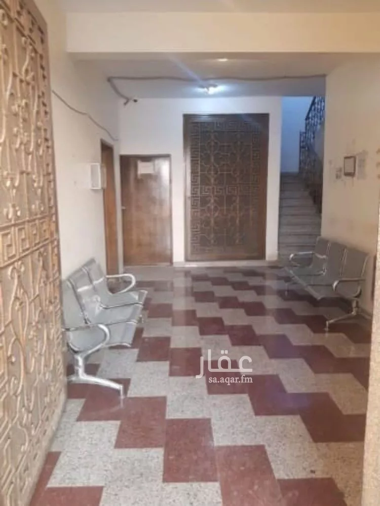 عمارة للإيجار في شارع يزيد بن ابي سفيان, حي العريجاء الأوسط, مدينة الرياض, منطقة الرياض صورة 4