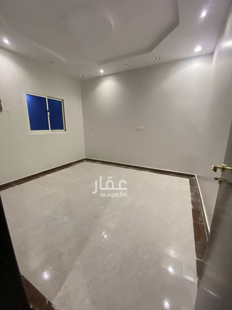 فيلا للإيجار في شارع حسن حسني عبدالوهاب, حي الرمال, مدينة الرياض, منطقة الرياض صورة 2