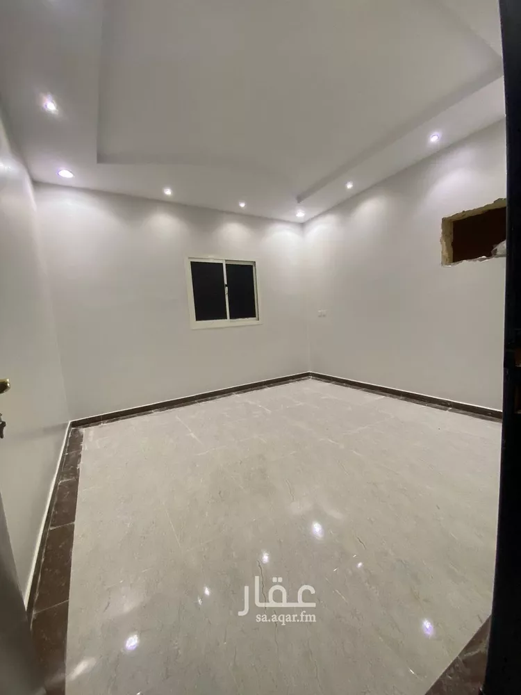 فيلا للإيجار في شارع حسن حسني عبدالوهاب, حي الرمال, مدينة الرياض, منطقة الرياض صورة 2