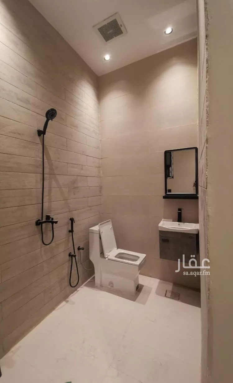 Floor for Rent in Riyadh Al Munsiyah