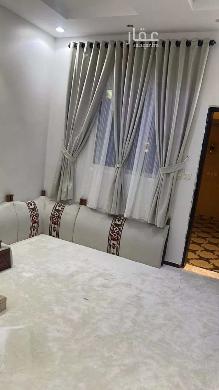 فيلا للإيجار في شارع حسن حسني عبدالوهاب, حي الرمال, مدينة الرياض, منطقة الرياض صورة 5