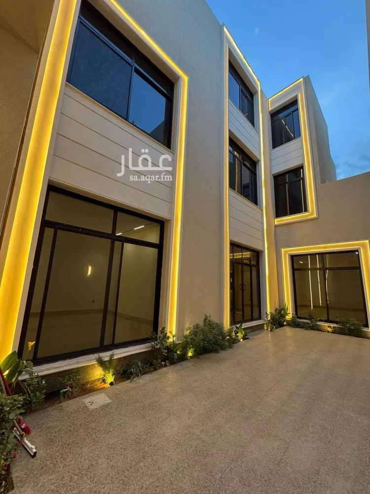 فيلا للبيع في شارع حامد أزهر, حي المهدية, مدينة الرياض, منطقة الرياض صورة 5