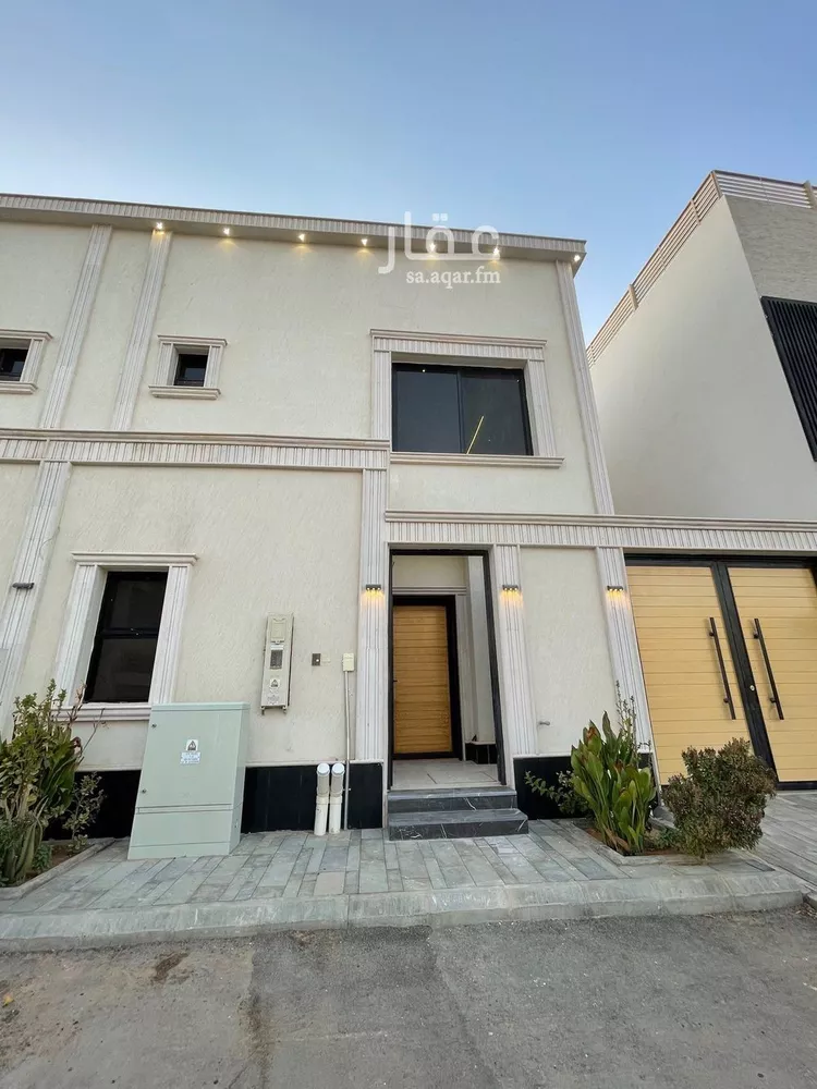 فيلا للبيع في شارع أبي العباس الصقلي, حي المهدية, مدينة الرياض, منطقة الرياض صورة 2