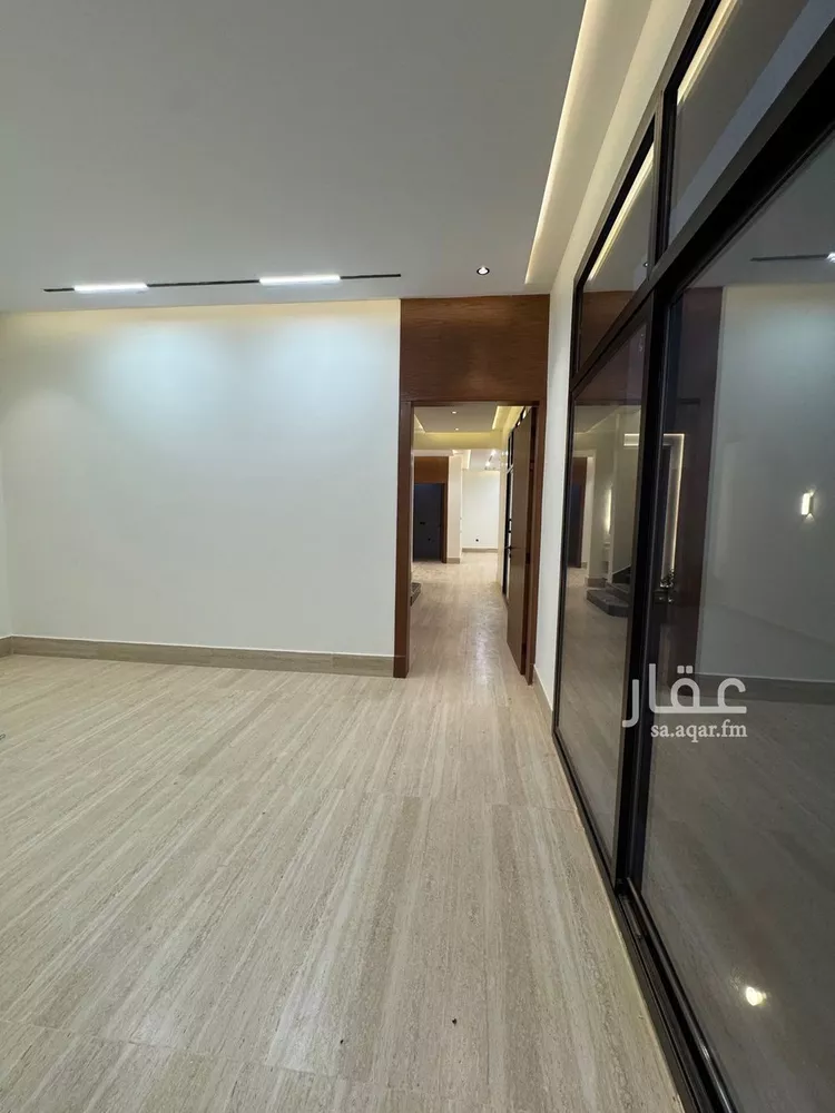 فيلا للبيع في شارع حامد أزهر, حي المهدية, مدينة الرياض, منطقة الرياض صورة 2