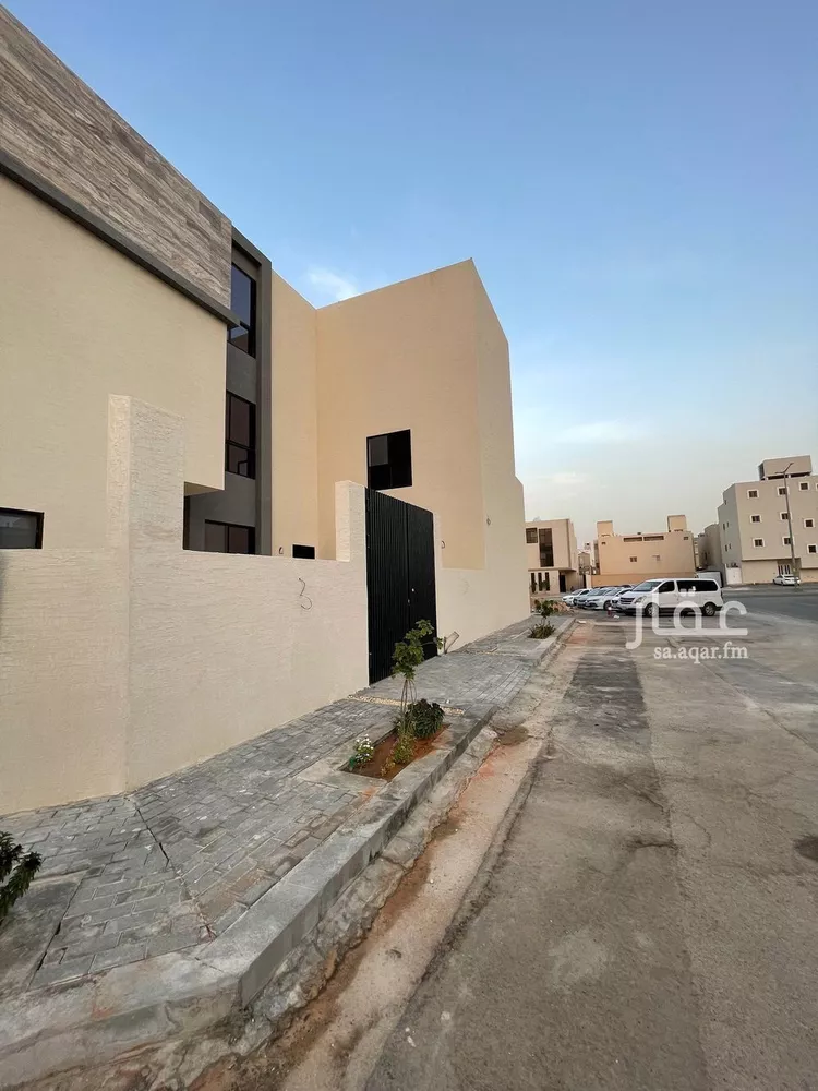 فيلا للبيع في شارع السيل, حي المهدية, مدينة الرياض, منطقة الرياض صورة 4