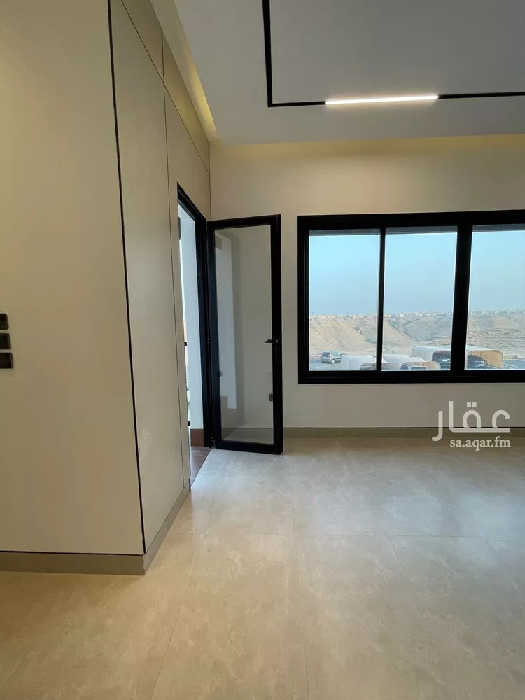 فيلا للبيع في شارع السيل, حي المهدية, مدينة الرياض, منطقة الرياض صورة 3