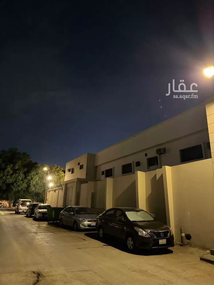 عمارة للإيجار في شارع الامير احمد بن عبدالعزيز, حي الملك فهد, مدينة الرياض, منطقة الرياض صورة 2