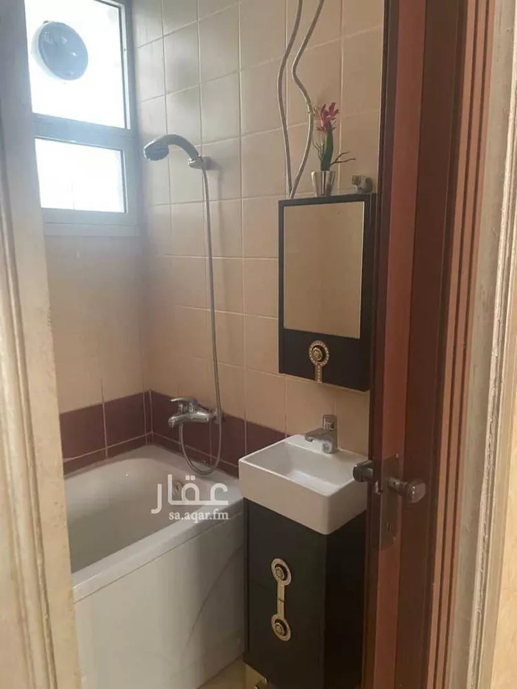 شقة للبيع في شارع الخنساء, حي لبن, مدينة الرياض, منطقة الرياض صورة 2