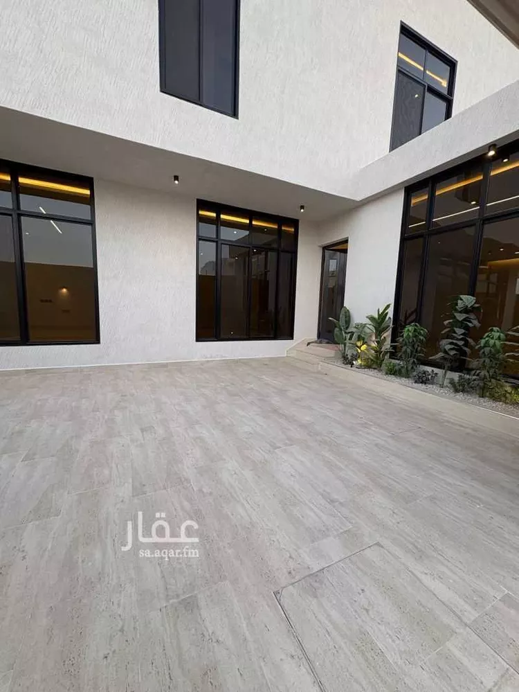 فيلا للبيع في شارع العزيزية 105, حي العزيزية, مدينة الجبيل, المنطقة الشرقية صورة 2