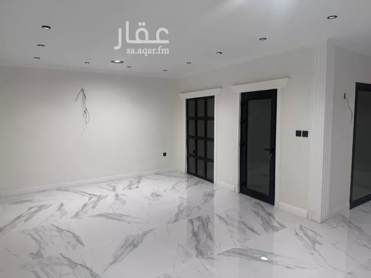 فيلا للبيع في شارع العواطف, حي الحزام الأخضر, مدينة الخبر, المنطقة الشرقية 9