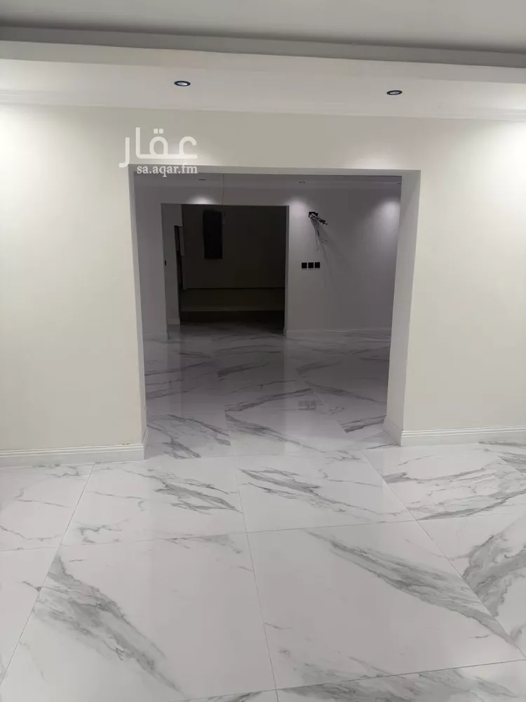 فيلا للبيع في شارع العواطف, حي الحزام الأخضر, مدينة الخبر, المنطقة الشرقية 12