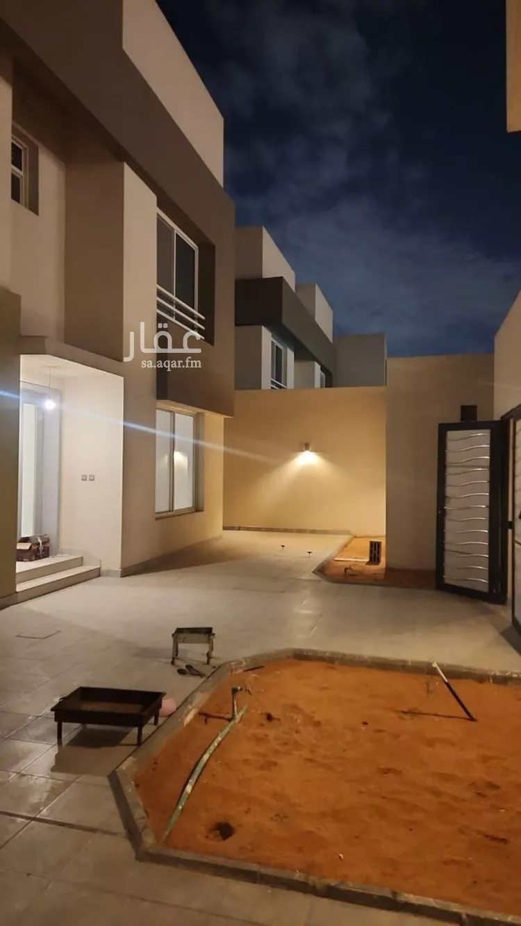 فيلا للبيع في شارع خليل ابي الصفاء, حي الرمال, مدينة الرياض, منطقة الرياض صورة 2