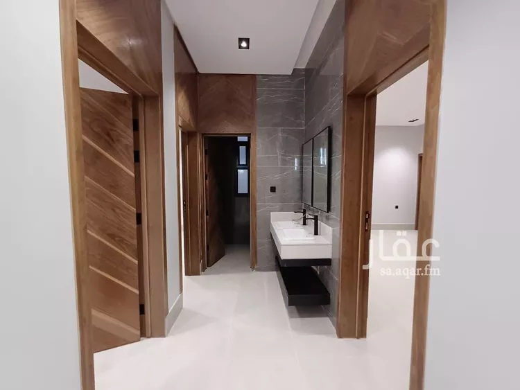 دور للبيع في شارع عبدالرحمن بن خضير, حي طويق, مدينة الرياض, منطقة الرياض صورة 4