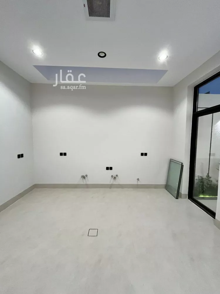Villa for Sale in Riyadh Al Mahdiyah 10