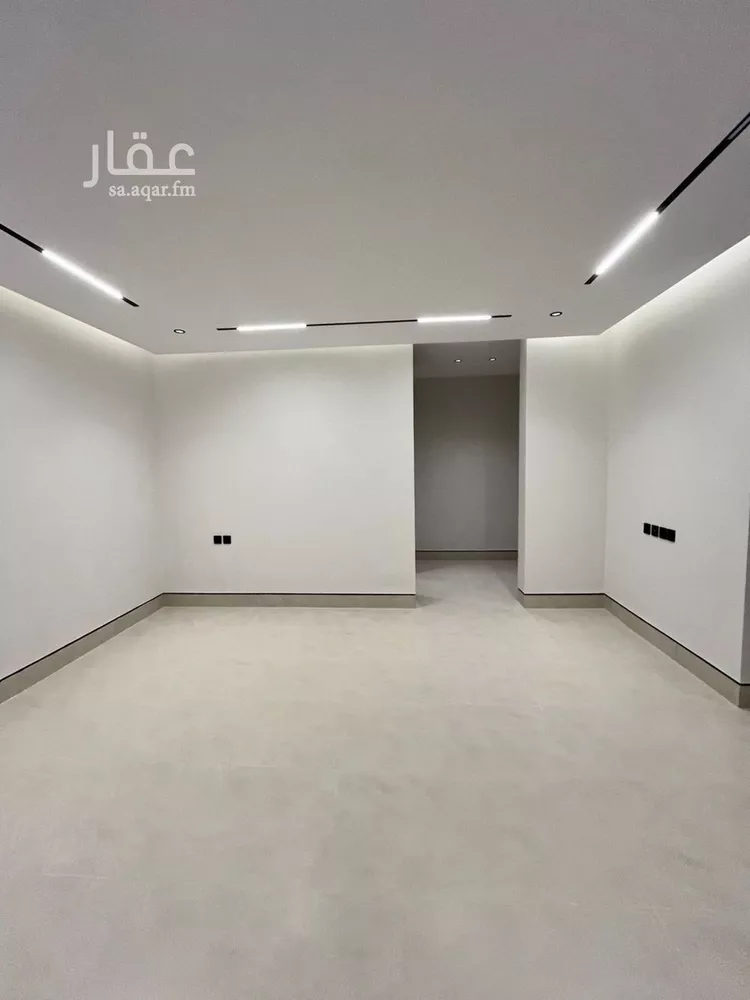Villa for Sale in Riyadh Al Mahdiyah 18