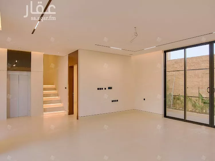 فيلا للبيع في شارع أبي الحسن الأسفرائيني, حي المهدية, مدينة الرياض, منطقة الرياض 19