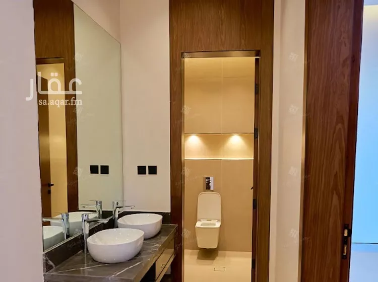 فيلا للبيع في شارع أحمد الكازروني, حي المهدية, مدينة الرياض, منطقة الرياض صورة 4